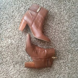 Tommy Hilfiger cognac colored high heeled boots
